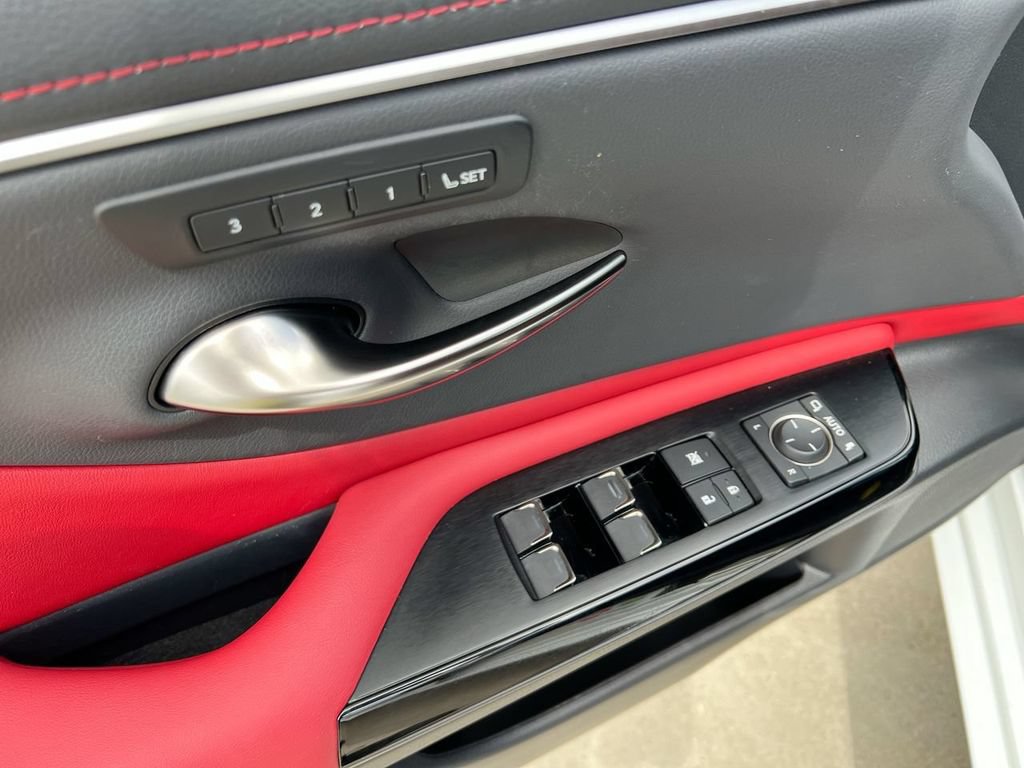 Certified 2024 Lexus ES 350 F Sport w/ Accessory Package (Z2) FWD image 11