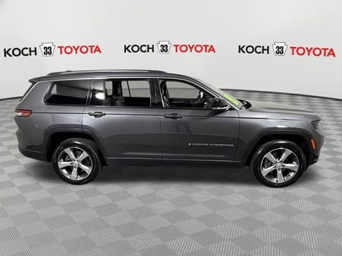 Used 2022 Jeep Grand Cherokee L Limited AWD/4WD image 8