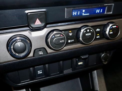 Used 2023 Toyota Tacoma SR image 30