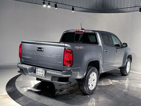 Used 2022 Chevrolet Colorado LT w/ LT Convenience Package image 12