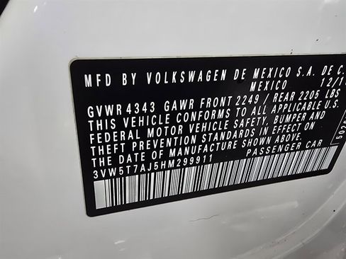 Used 2017 Volkswagen Jetta GLI FWD image 33