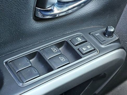 Certified 2023 Nissan Titan SV w/ Accessory Utility Package image 17