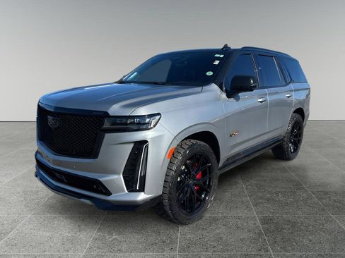 Used 2024 Cadillac Escalade V w/ Heavy-Duty Trailer Package image 3