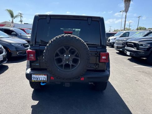 Used 2023 Jeep Wrangler Unlimited Rubicon 4xe AWD/4WD image 15