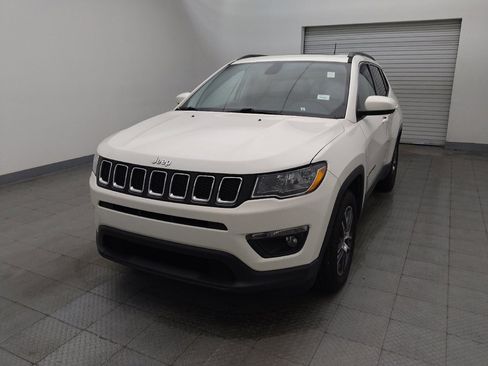 Used 2019 Jeep Compass Latitude w/ Popular Equipment Group FWD image 15