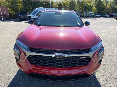 New 2026 Chevrolet Trax RS w/ Driver Confidence Package image 8