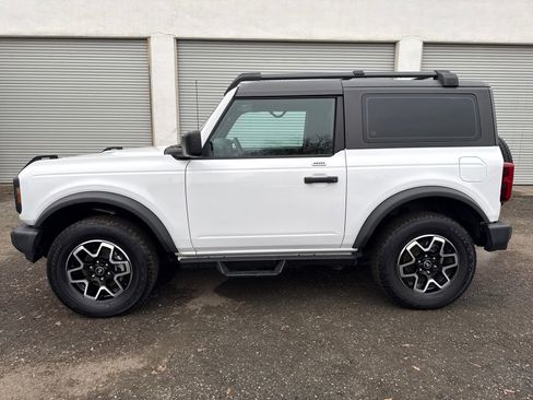 Certified 2022 Ford Bronco 2-Door image 2