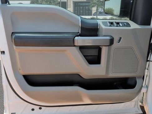 Used 2020 Ford F150 XLT AWD/4WD image 8