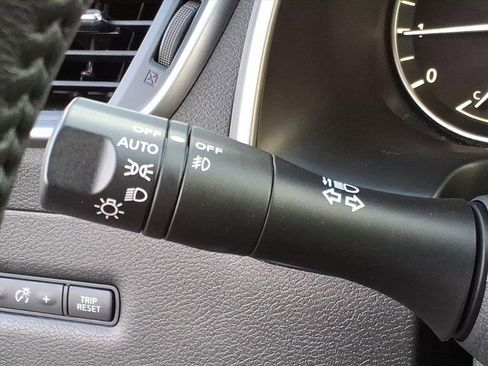 Certified 2024 Nissan Murano SV image 23