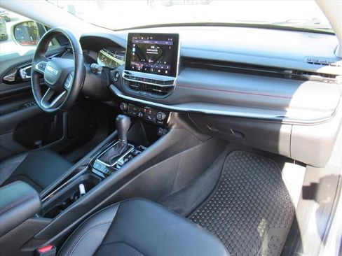 Used 2022 Jeep Compass Trailhawk w/ Trailhawk Convenience Group image 10