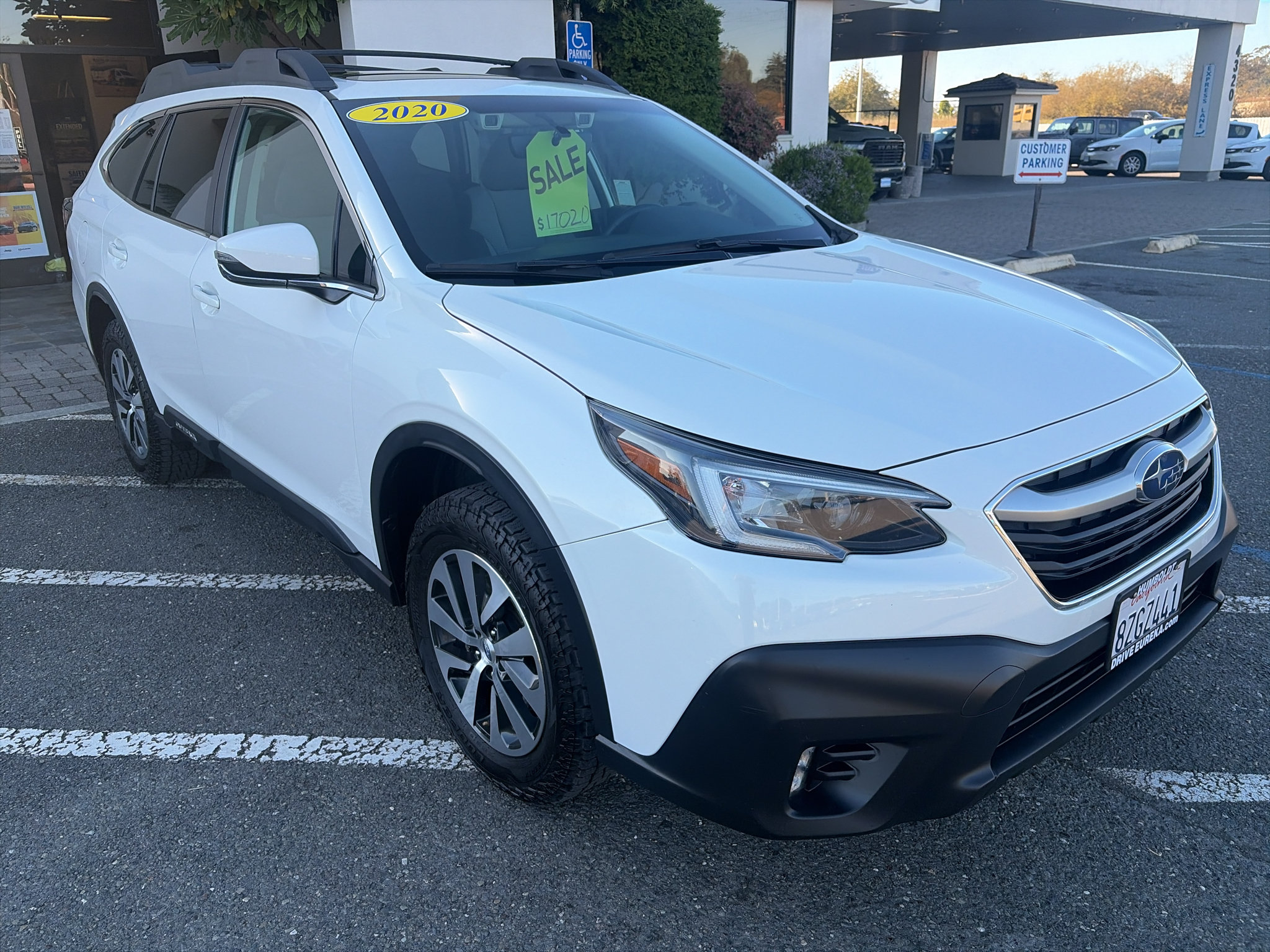 Used 2020 Subaru Outback Premium w/ Popular Package #1 AWD/4WD image 25