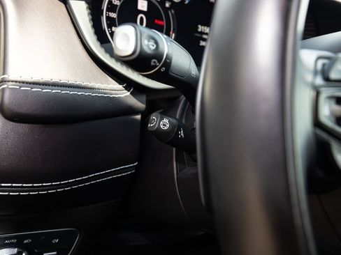 Used 2022 Aston Martin DBX AWD/4WD image 35