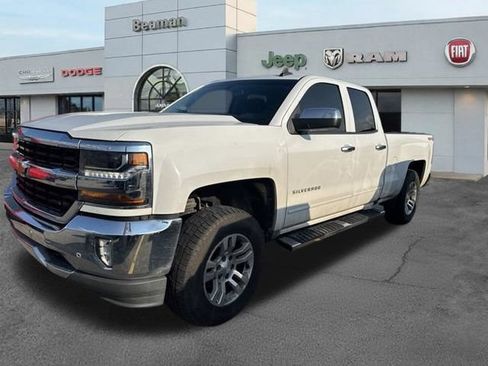 Used 2018 Chevrolet Silverado 1500 LT AWD/4WD image 3