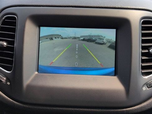 Used 2019 Jeep Compass Sport FWD image 24