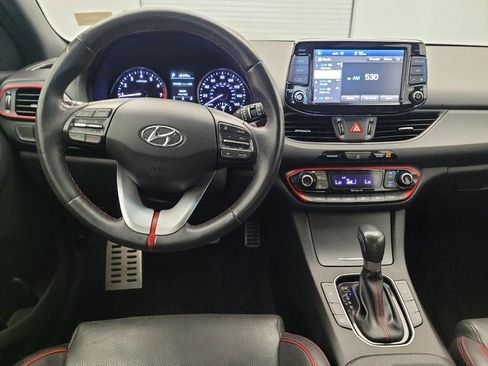 Used 2018 Hyundai Elantra GT Sport FWD image 22