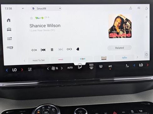 New 2025 Ford Expedition Active image 15