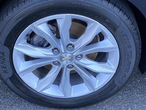 Used 2023 Chevrolet Malibu LT FWD image 24
