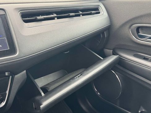 Used 2020 Honda HR-V EX image 28