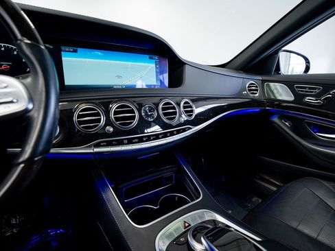 Used 2019 Mercedes-Benz S 560 4MATIC Sedan image 35
