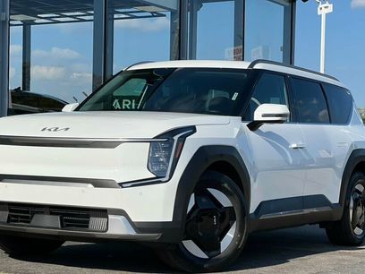 Used 2024 Kia EV9 Wind