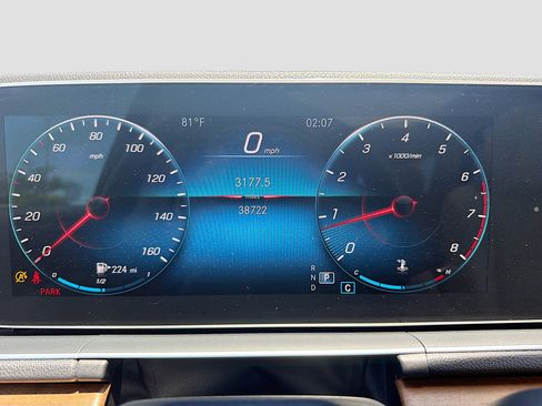 Used 2022 Mercedes-Benz GLE 350 4MATIC image 40