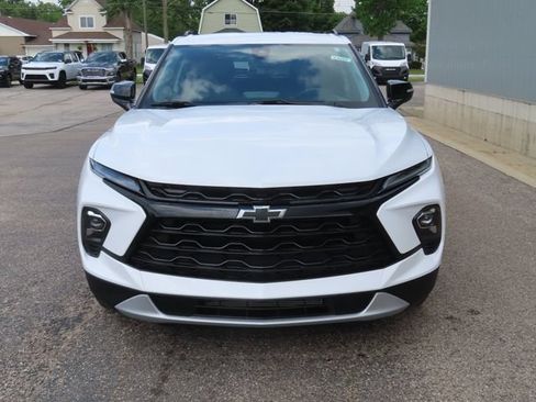 Used 2025 Chevrolet Blazer LT w/ Midnight/Sport Edition AWD/4WD image 10