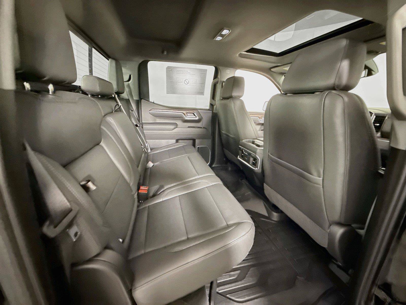 New 2026 GMC Sierra 1500 SLT AWD/4WD image 22