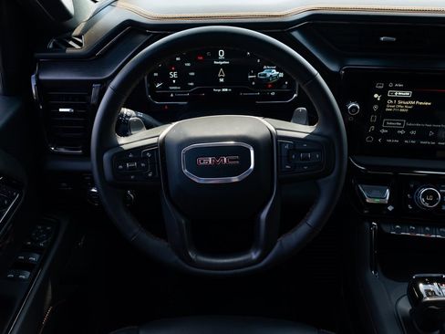 Used 2024 GMC Sierra 1500 AT4 w/ Technology Package image 11