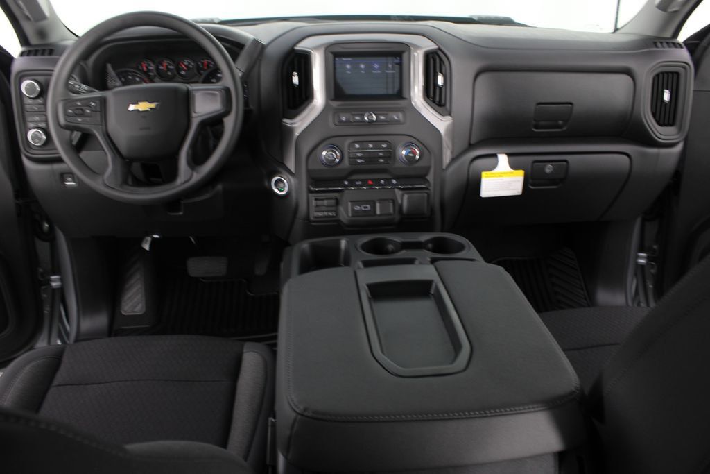 New 2026 Chevrolet Silverado 2500 Custom w/ Custom Convenience Package AWD/4WD image 9