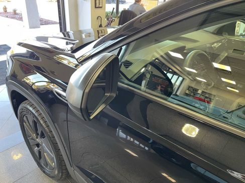 Used 2022 Volkswagen Taos S image 17