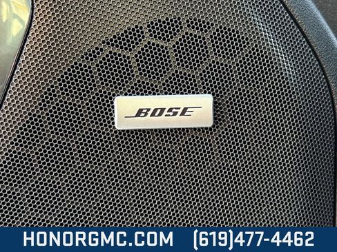 Used 2023 GMC Yukon AT4 w/ Technology Package image 15