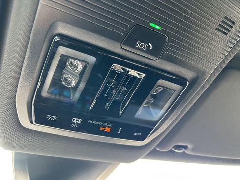 New 2026 Volkswagen Atlas Cross Sport SE FWD image 41