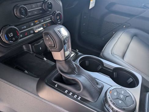 New 2026 Ford Bronco Outer Banks w/ Black Appearance Package AWD/4WD image 20