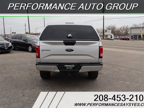 Used 2017 Ford F150 XLT w/ Trailer Tow Package image 6