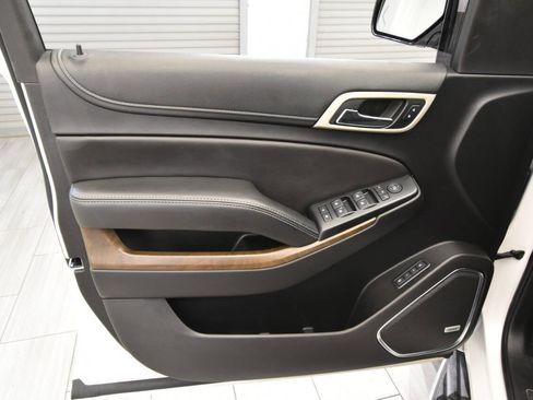 Used 2018 GMC Yukon Denali w/ Open Road Package image 12