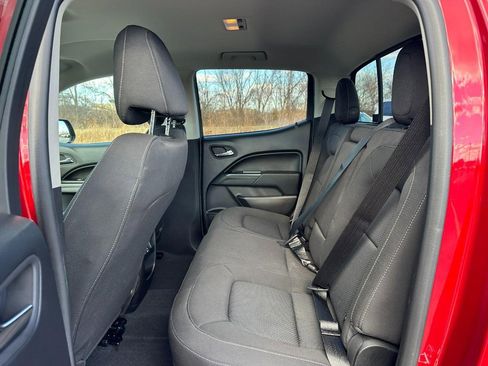 Used 2022 Chevrolet Colorado LT w/ LT Convenience Package image 10