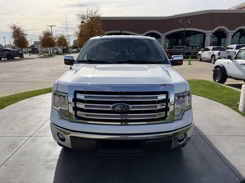 Used 2014 Ford F150 Lariat w/ Lariat Chrome Package image 2