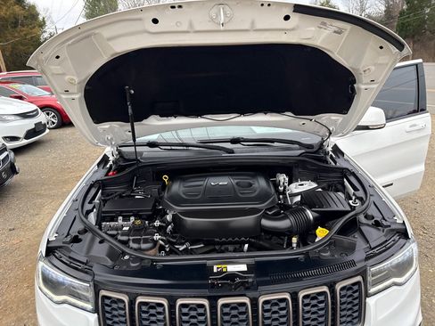 Used 2017 Jeep Grand Cherokee Limited 75th Anniversary image 14