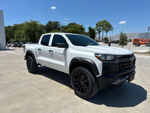 Certified 2025 Chevrolet Colorado Trail Boss AWD/4WD image 7