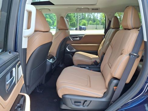 New 2025 INFINITI QX80 Sensory w/ Exterior Package image 6