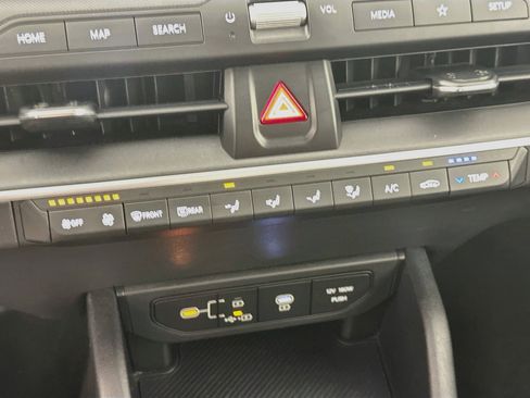 Used 2025 Kia K4 FWD image 23
