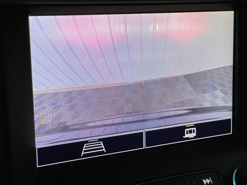 Used 2023 GMC Acadia SLE w/ Driver Convenience Package image 26