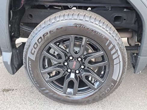 Used 2023 GMC Sierra 1500 Elevation image 7