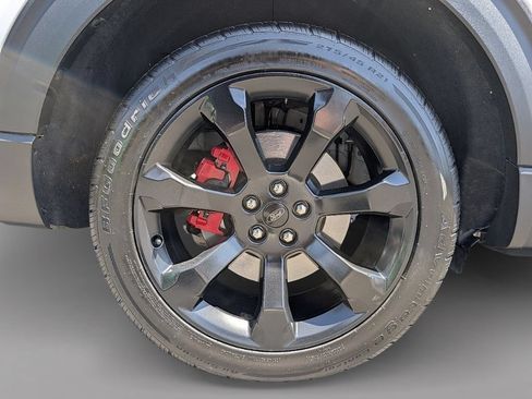 Used 2022 Ford Explorer ST w/ Equipment Group 401A AWD/4WD image 17
