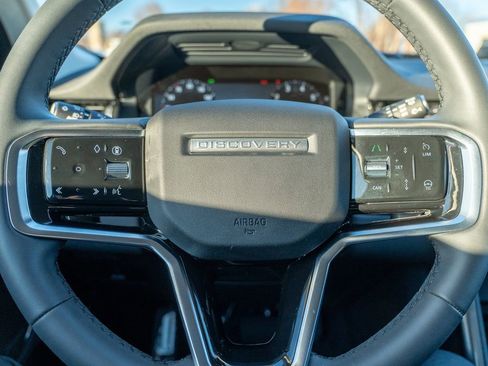 Used 2025 Land Rover Discovery Sport S image 15