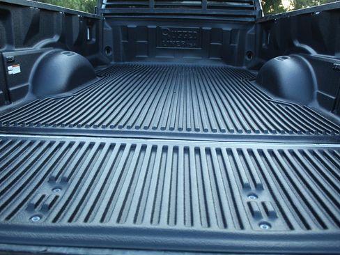 Used 2022 Ford F250 XL w/ Power Equipment Group image 11