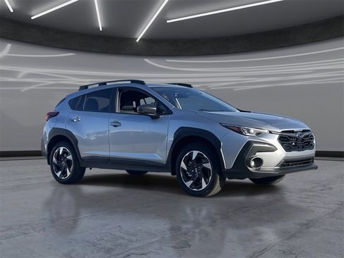 New 2026 Subaru Crosstrek 2.5i Limited w/ Crosstrek Mirror Package image 2