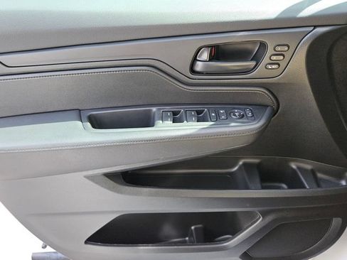 Certified 2024 Honda Odyssey Sport image 29
