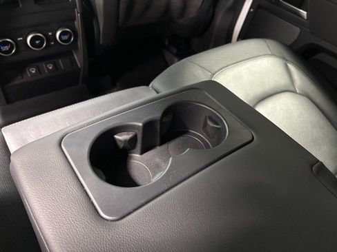 Used 2023 Land Rover Defender 110 X-Dynamic SE image 25