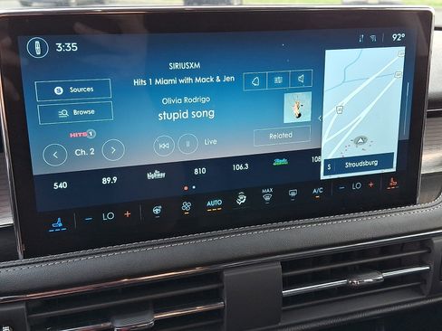 Certified 2026 Lincoln Corsair Premiere AWD/4WD image 17